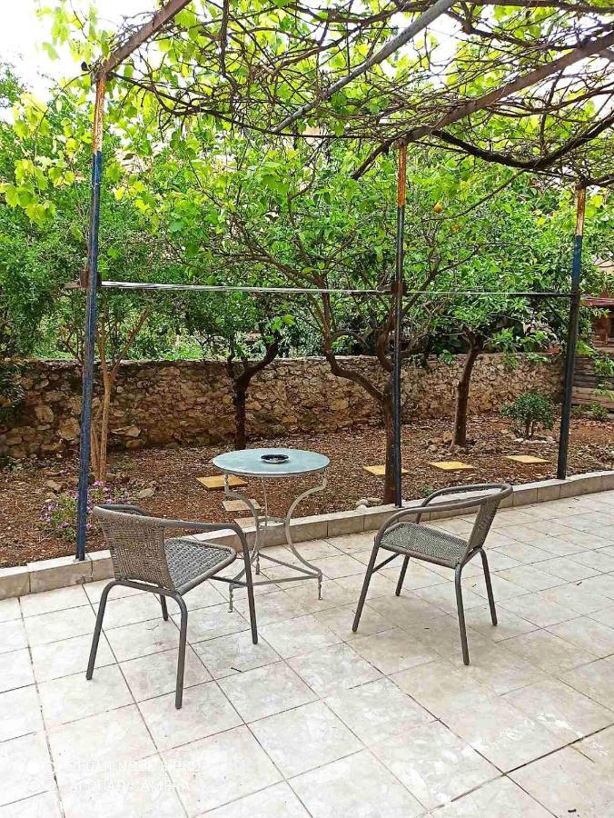 Family Stone Apartment Kyparissia Exterior photo