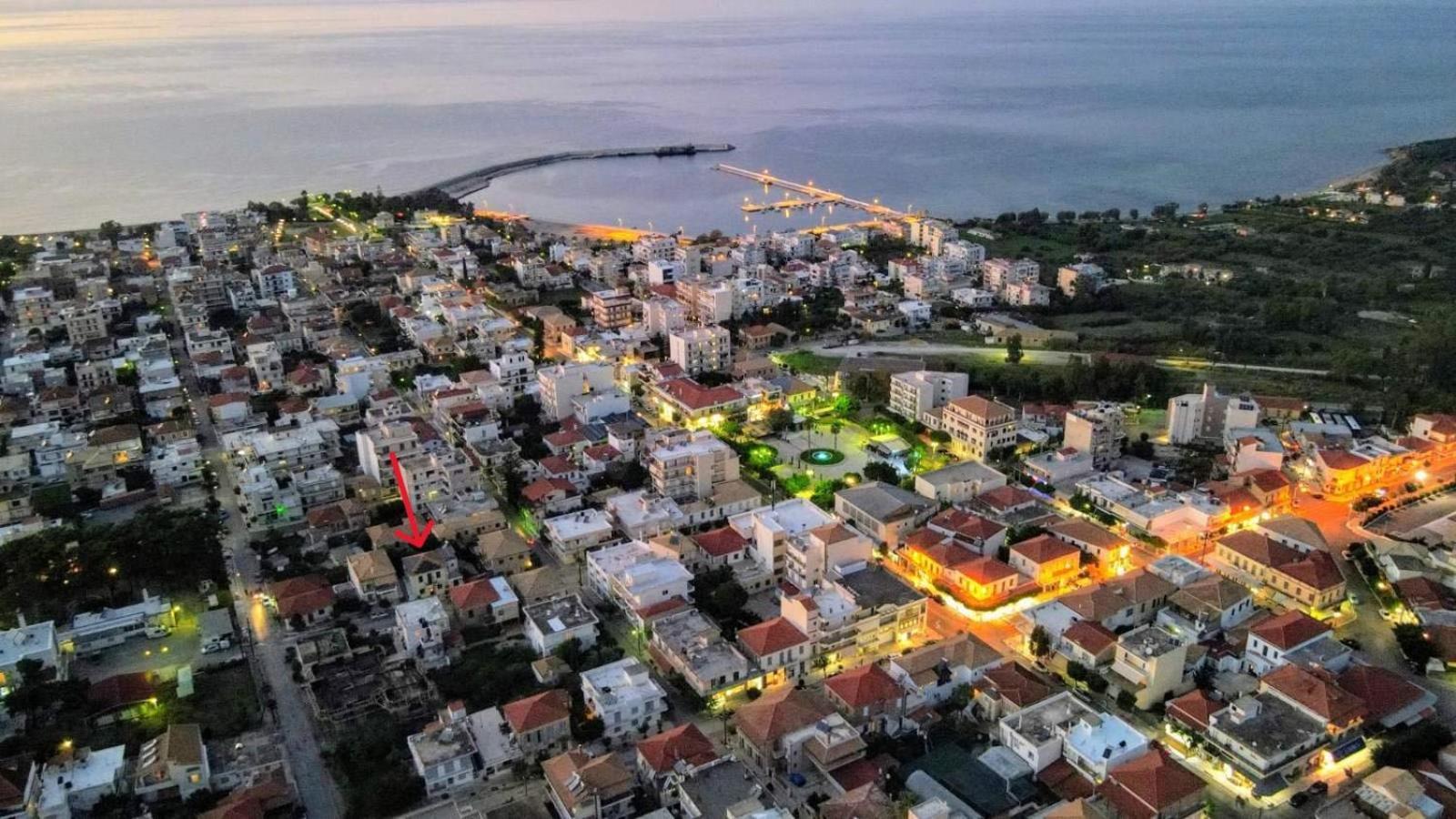 Family Stone Apartment Kyparissia Exterior photo